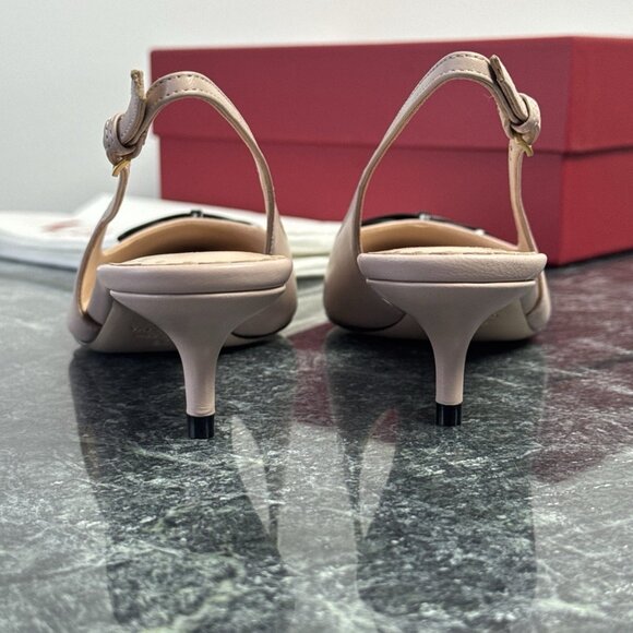 Valentino Garavani Bepointy Slingback Pumps - Picture 9 of 10